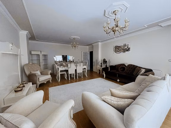 Silivri Taç Konaklarında Full Eşyalı Kiralık 3+1 Daire Güney 1
