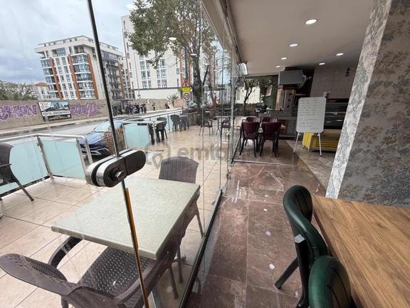 Tuzla Şinasi Dural Caddesinde 300m2 Kiralık Bahçeli İşyeri 1