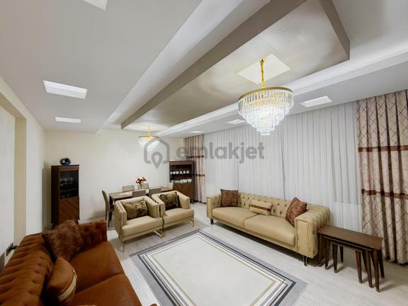 75 Caddeye Yürüme Mesafesi Satılık Geniş Ferah Daire 1