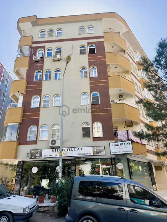 Sürer Emlak`tan Kiralık 3+1 Daire`miz Mardian Avm Yanında Olmakt 2