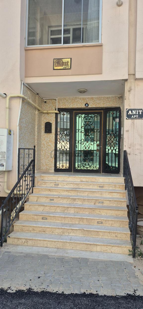 Ürgenpaşa Mahallesinde 3+1 Kiralık Dairr 1