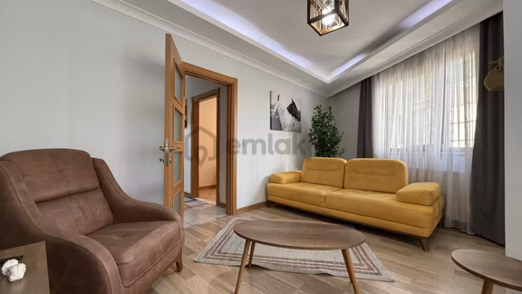 İlka'dan Sıra Evler Sitesi'nde Ara Kat Ayrı Mutfak Boş Fırsat 2
