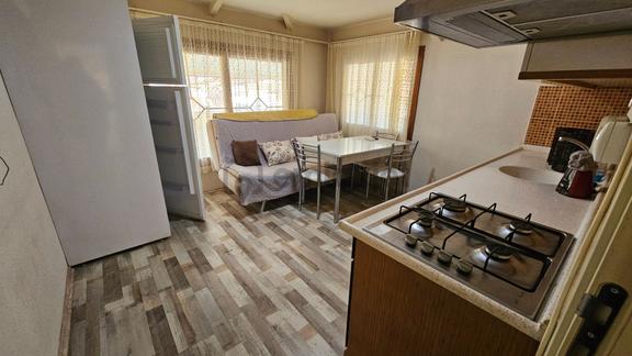 Çarşı Merkeze Yakın 1+1 Full Eşyalı Kiralık Çatı Kat 2