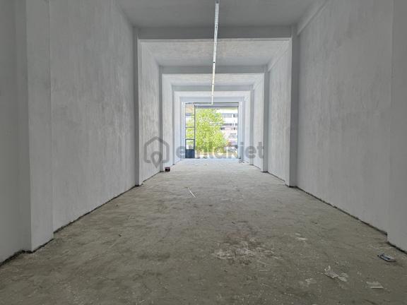 Humax...büyük Sanayi Sitesinde 120m2 , 180m2 Ve 210m2 Dükkan 1