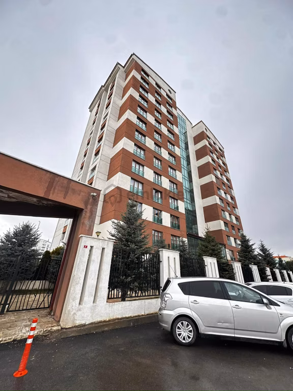 Emlak Fix'den Kardeşler Mh.| 170 M2 Satılık | Ara Kat 2