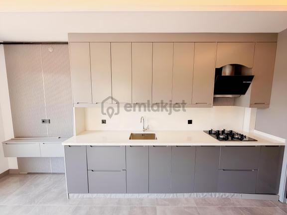 Bağlıca Mükemmel Konumda 4+1 Sıfır Daire 2