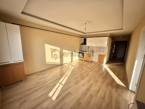 Kiralık 1+1 Daire | Van Avm Karşısı | Güney Cephe 1