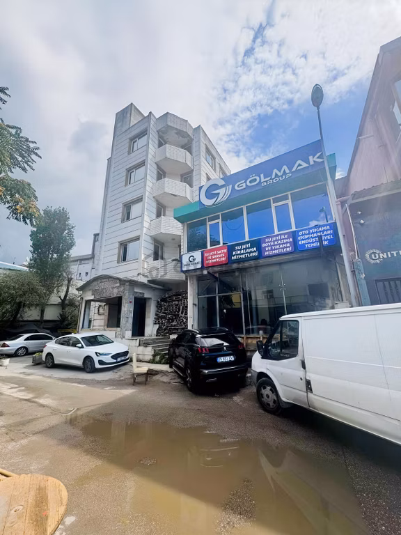 İçmeler Gemsan Sit Tersaneye Komşu, Satılık Ticari Bina 1