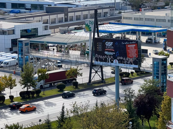 Sincan Ayaş Yoluüzeri Siteiçi 1.arakat Kredi Limıtsız Asansorlü 2