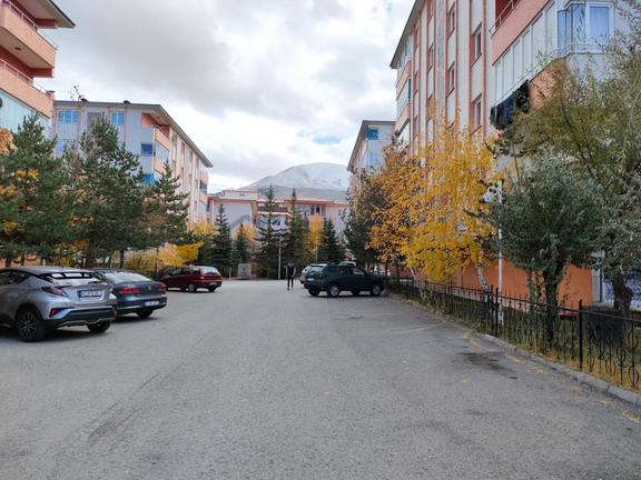 Nakış Evler Sitesinde 3+1 Kiralık Daire (depozito Yok) 1
