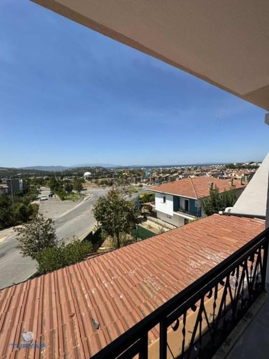 Güzelbahçede Deniz Manzaralı, Bahçeli Satılık Villa 2