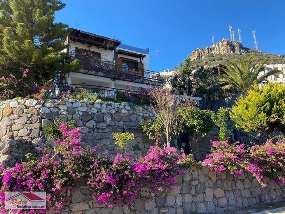 Gündoğan'da Site İçerisinde Deniz Manzaralı Satılık 3+1 Villa 2