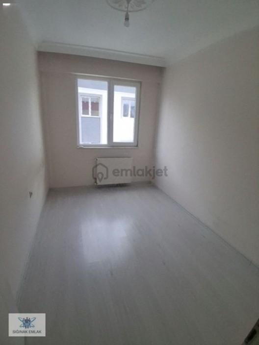 Sığınak Emlaktan Kışlada Kiralık Geniş Balkonlu Ebeveyn Banyo 2