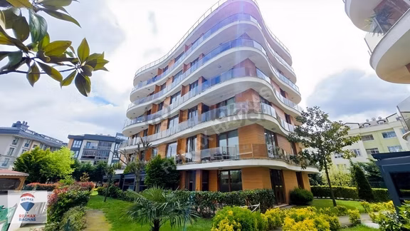 Çekmeköy Cıty Ambıance Sitesinde Satılık 1+1 Bahçe Katı Daire 2