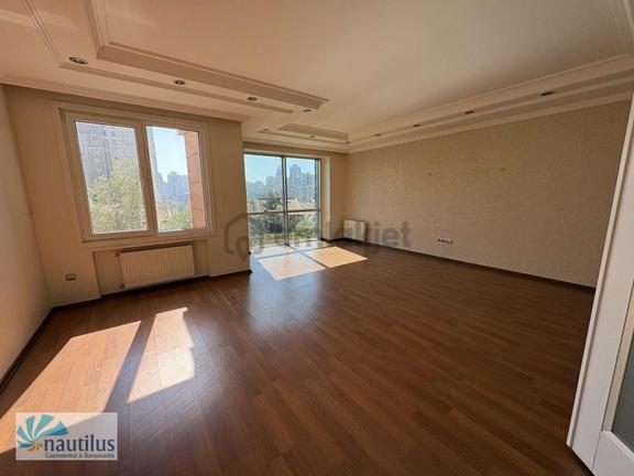 Bahçeşehir Hillpark Satılık 2+1 Büyük Tip Manzaralı 1
