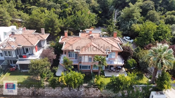 Kurşunlu Tuğtaş Kanarya Sitesinde Kiralık Villa 1