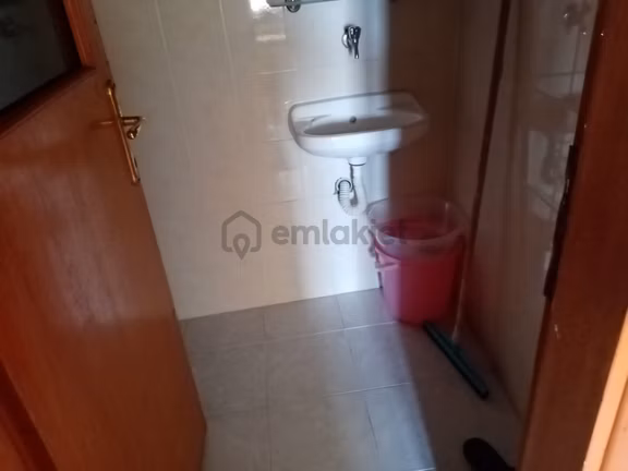 Ümraniye Çarşıda Heryerin Merkezinde Ulaşıma,hastaneye,eğitime Heryere Yakın 2+1* Satılık Lüks Daire 2