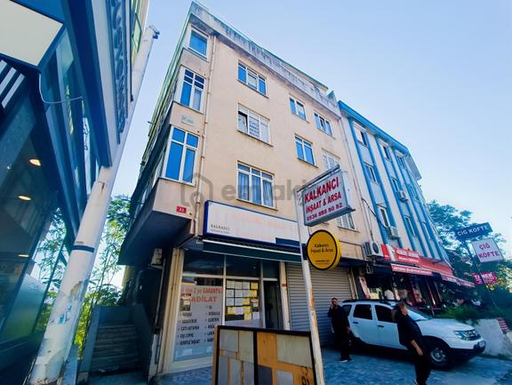 İçerenköy'de Satılık 5+1 Dubleks Daire 1