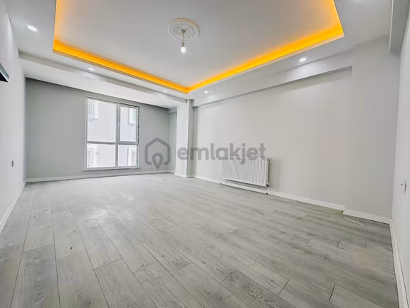 Az-er Yapıdan Mevlana Mah.de İskanlı Satılık 2+1 Daire 1