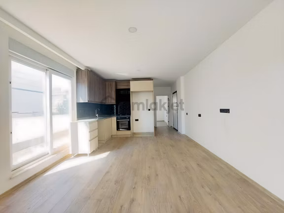 Ayanoğlu Mh. 1+1 55m2 Y.giriş Havuzlu Sıfır İskanlı Daire 2