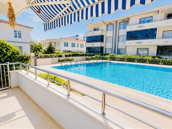 Kocaali Sahil Merkezde Havuzlu Site İçinde Satılık Daire 1