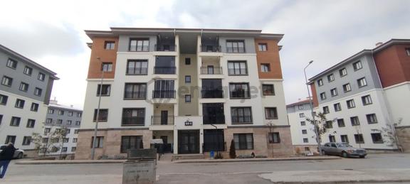 Doğukan Real Estate | Yöntemim Okulu İlerisinde 3+1 Ara Kat Kiralık Daire 2