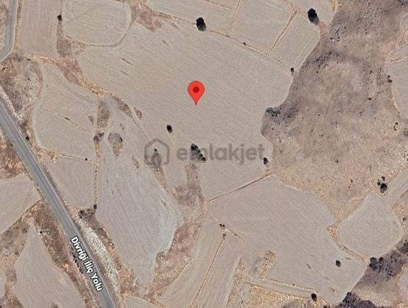 Divriği Kesme Köyü’nde Dönümü 55 Bin Tl’den 23.563 M² Satılık Tarla 2