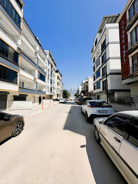 Esentepe Mahallesinde Asansörlü Bina Ara Kat 2+1 Eşyalı Daire 2