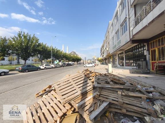 Bena Emlak 2+1 İskanlı Arka Cephe Palmiye Sitesinin Arkasında. 2