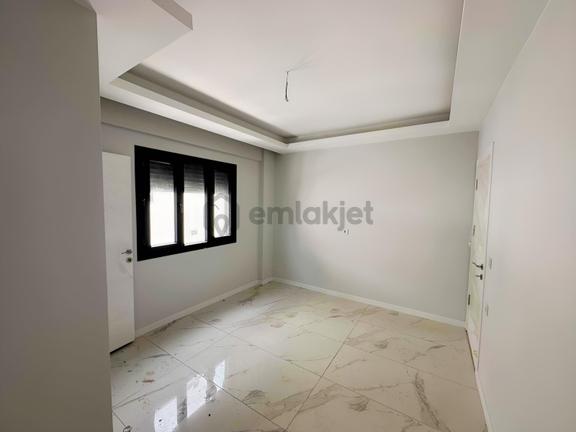 Kiralık Ferah Güzel Konumda Sıfır Daire 1