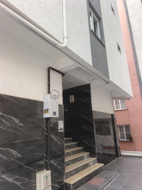 İstanbul Bahçelievler Yenibosna’da Satılık 3+1 Daire 1