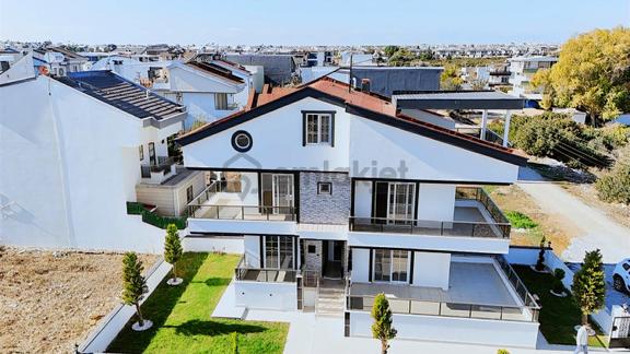 Didim Yeşilkent De Satılık 5+1 Müstakil Villa 1
