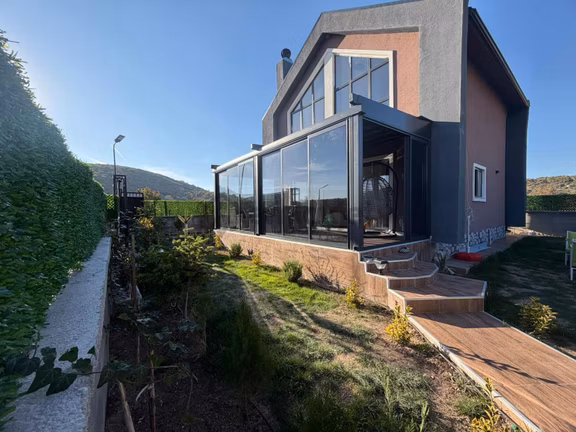 Çamlıdere Beyler'de Maliyetine Acil Satılık Loft Villa 1