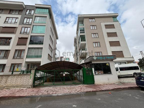 Aslanlı Kışla Caddesinde Geniş 4+1 Kiralık Daire 2