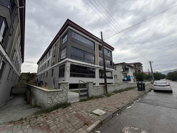 Remax Dem'den Cumhuriyet Mah. 2+1 Satılık Kiracılı Geniş Daire 1