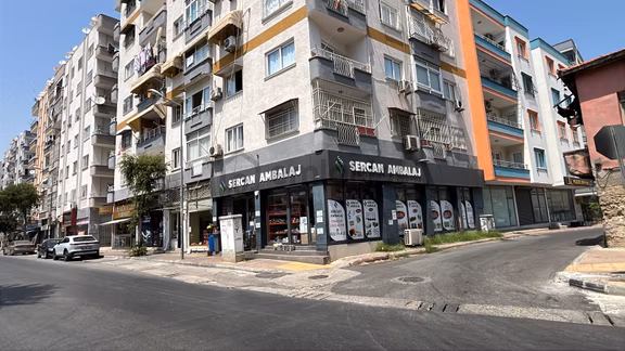 Versus Gayrimenkulden Takasa Açık Satılık 117m² Köşe Başı Dükkan 2