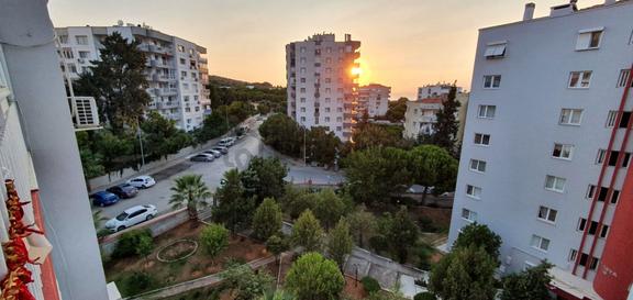 Narlıderede Satılık Daire Sitede Metro 150 Mt Deniz Otoban Yakını 1