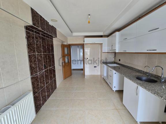 Sivas Merkez M.akif Ersoy Mah Kiralık 3+1 Daire 2