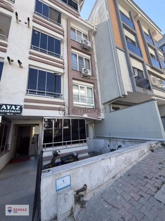 Remax Mıd 'den Sakarya Mah. Groson Arkası Satılık 2+1 Daıre 1