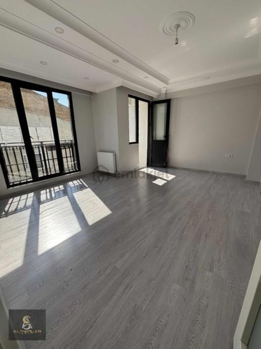 İstasyon Mah. Bezirganbahçede 2+1 Kiralık 85m2 2.inci Kat Daire 1