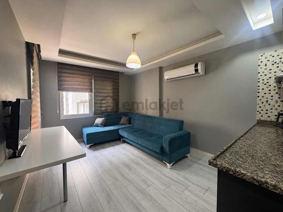 Paris'ten Beyazevlerin Kalbinde Eşyalı Kiralık 1+1 Daire 1