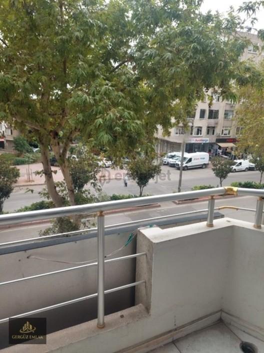 Baraj Yolunda Bulvar Üzeri | Prestijli Konumda Ev/ofis Satılık 2