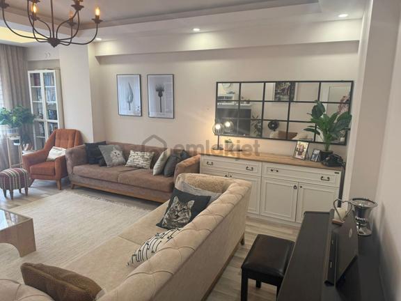 Isparta Gülistan Mahallesi Metro Saba Sitesi'nde 143 M² Net, Lüks 3+1 Satılık Daire 1