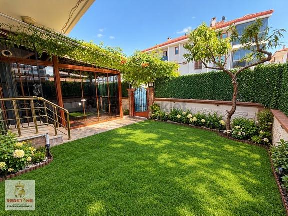 Villa Tadında!!müstakil Girişli Kapalı Veranda Geniş Bahçeli 2+1 1