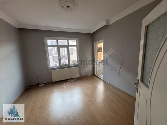 Volkan Emlak 50.yıl Mah 3+1 120m2 2.kat Kiralık Daire 1