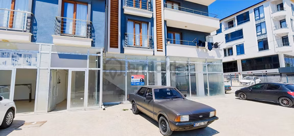 Kartepe Köseköyde 140 M2 Satılık Dükkan 1