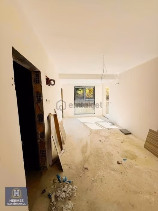 Kurtuluş Mahallesı'nde Satılık 01 + 1 Daıre 1