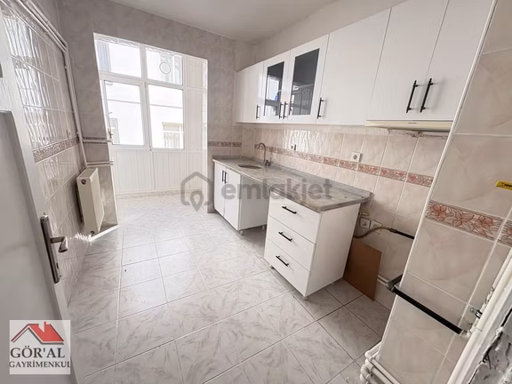Göraldan 3+1 Sokullu Caddesi Yakını Arakat Öncephe Yapılı 1