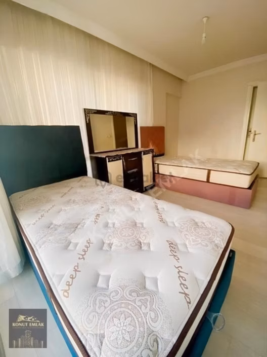 Konut Emlaktan Eşyalı 2+1 Kiralık Daire 2