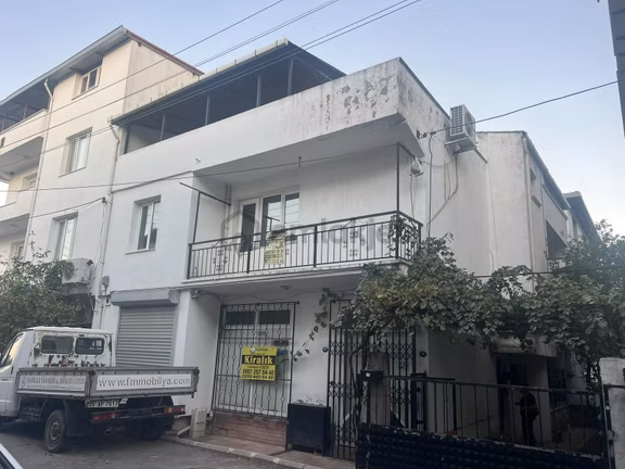 Pasifikten Menderes Gazipaşada 100 M² 2+1 Kiralık Daire 2